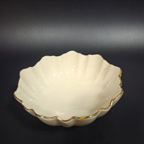 Lenox China Symphony Sculptured Bowl 24Kt Gold Gilt Cream Candy Nut Bowl - Picture 5 of 8